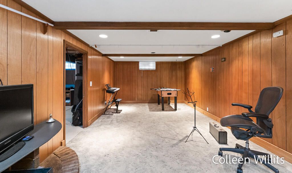 Game Room, Interior, Recessed Lighting, Wooden Walls
