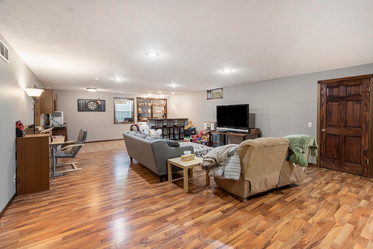 Dining room, Interior, Living room, Recessed Lighting, Wood Texture Flooring