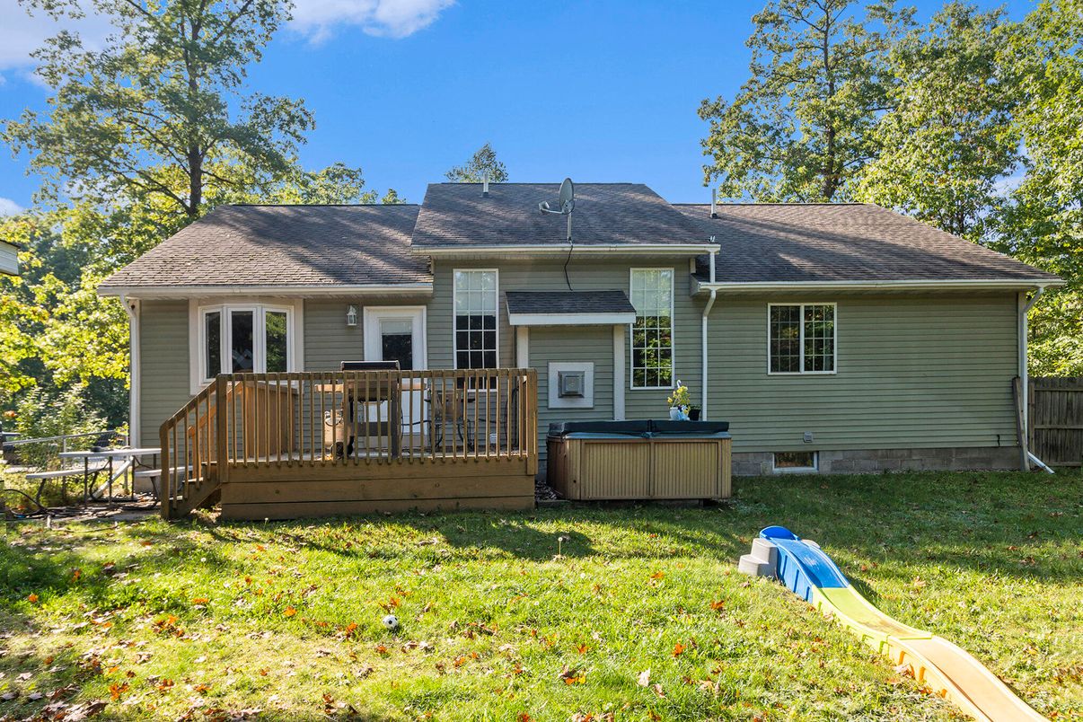 Backyard, Exterior, Hot Tub