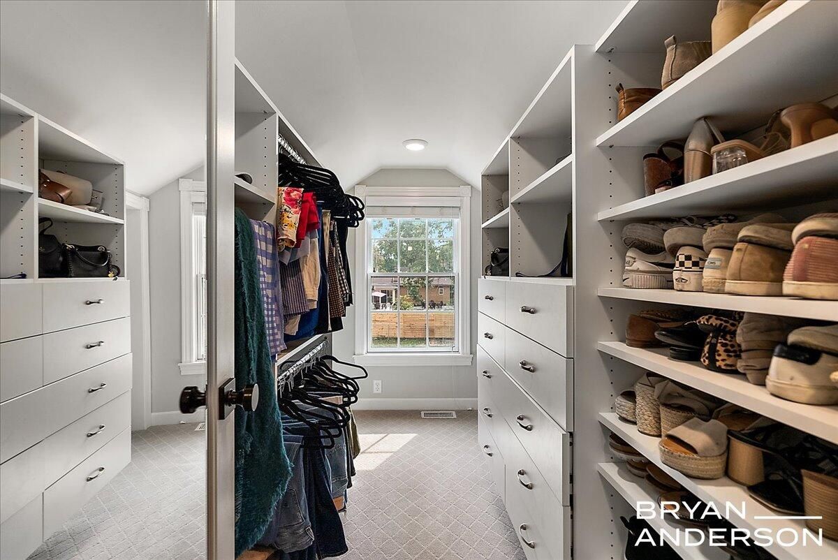 Interior, Recessed Lighting, Walk-in Closets