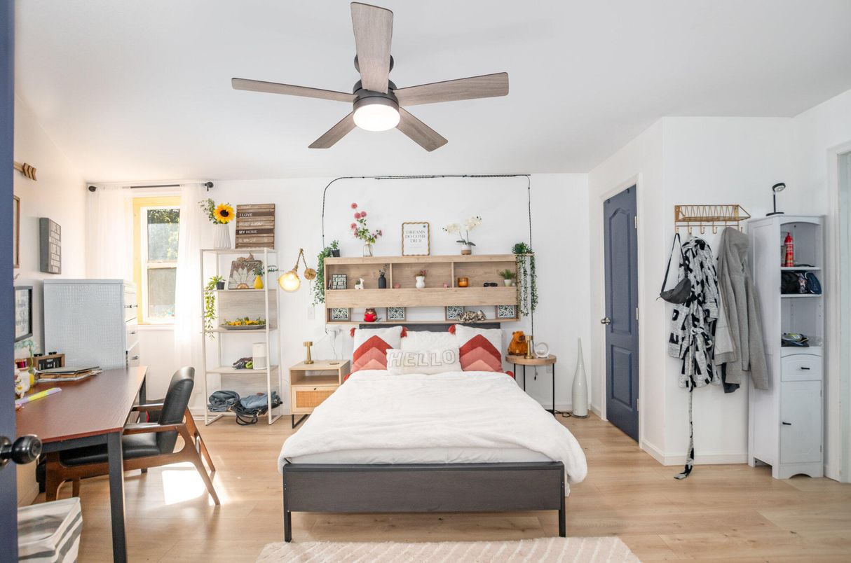 Bedroom, Interior, Wood Texture Flooring