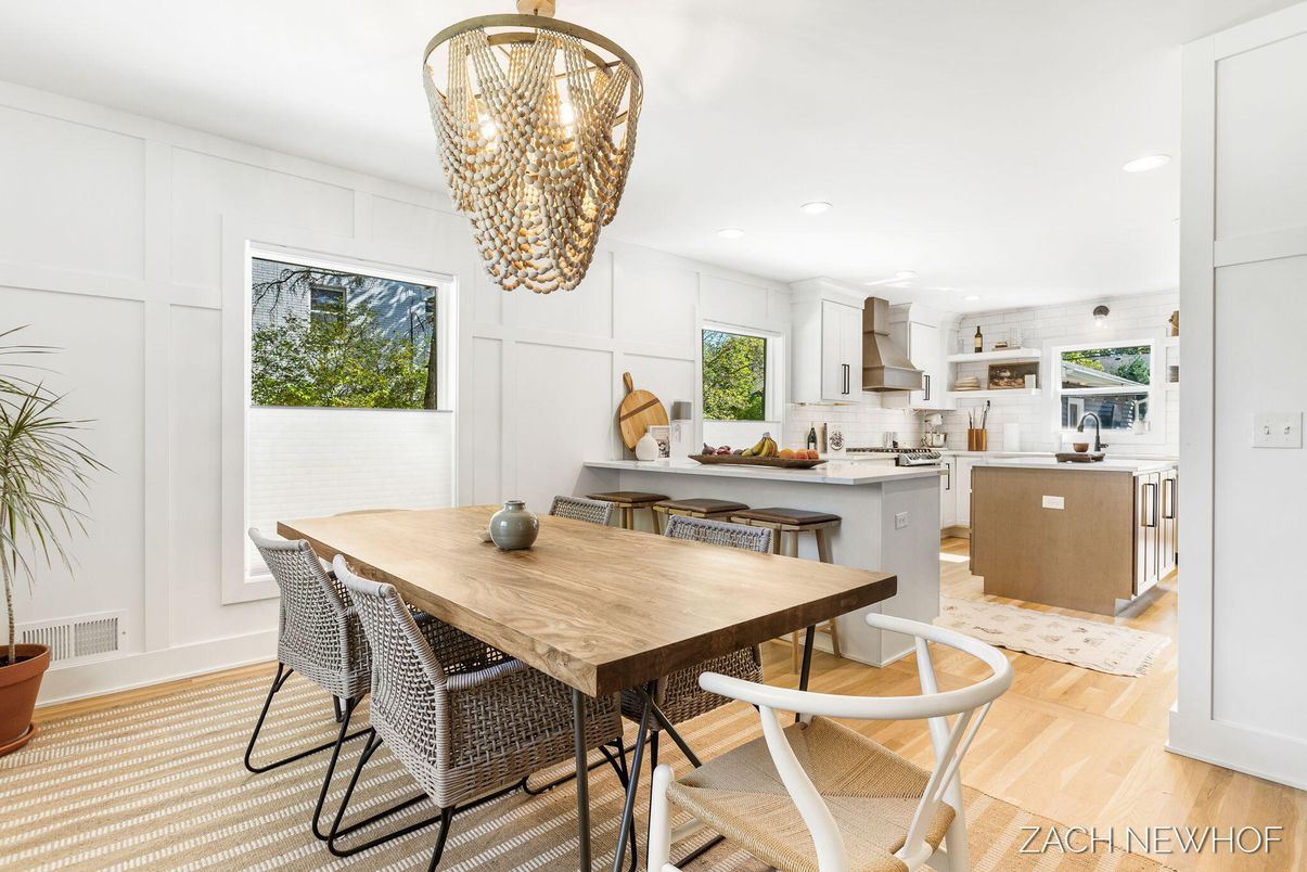 Chandelier, Dining room, Interior, Kitchen, Recessed Lighting, Wood Texture Flooring
