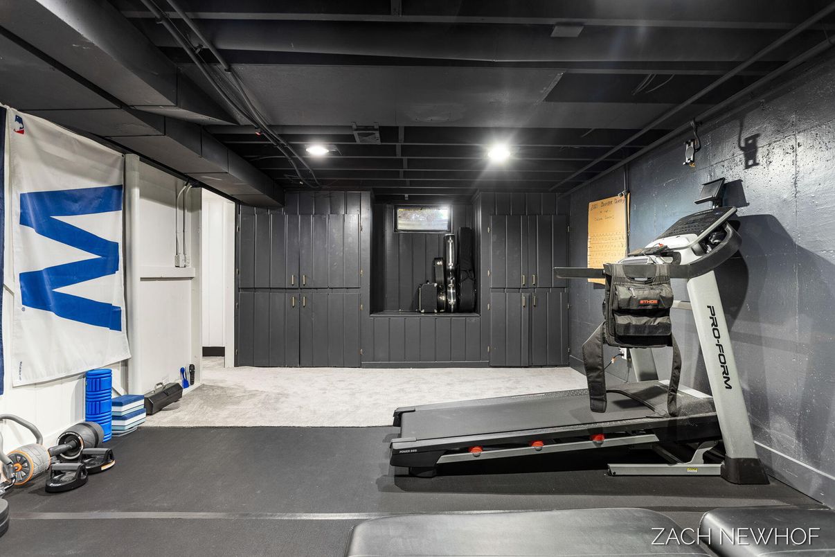Fitness Equipment, Interior, Recessed Lighting