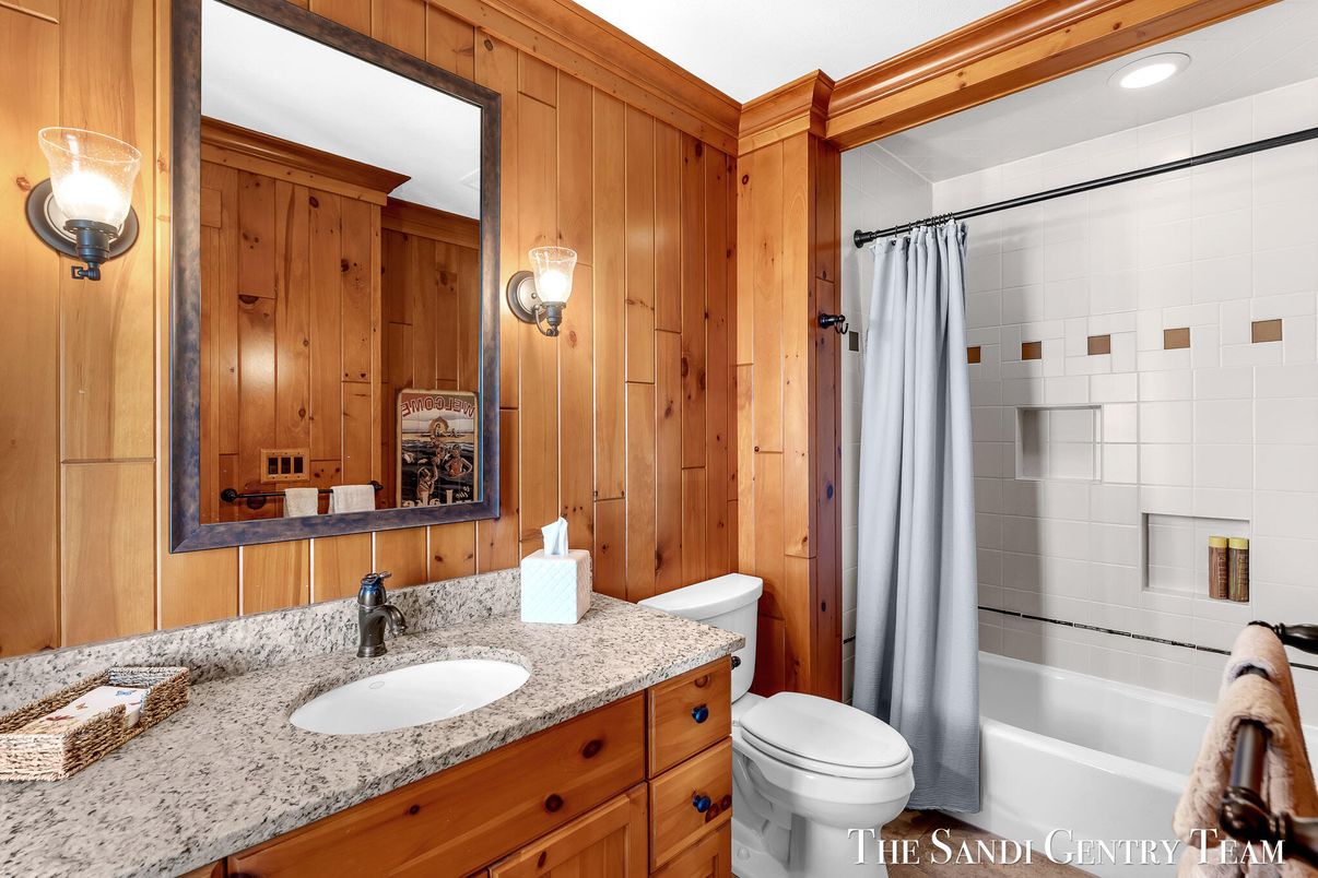 Bathroom, Interior, Recessed Lighting, Wooden Walls