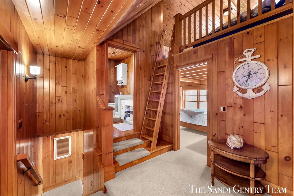 Interior, Wooden Ceilings, Wooden Walls