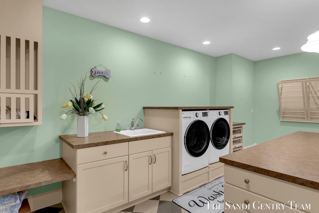 Interior, Recessed Lighting, Washer