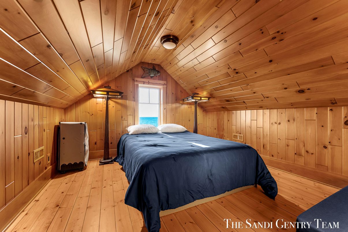 Bedroom, Interior, Wooden Ceilings, Wood Texture Flooring, Wooden Walls
