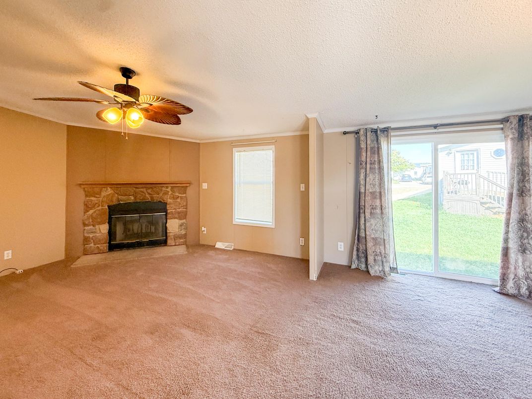 Empty room, Fireplace, Interior