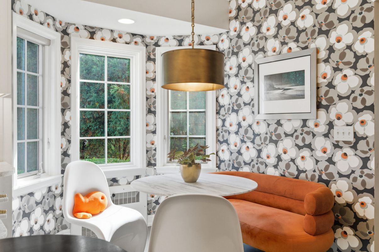 Dining room, Interior, Pendant Lights, Recessed Lighting