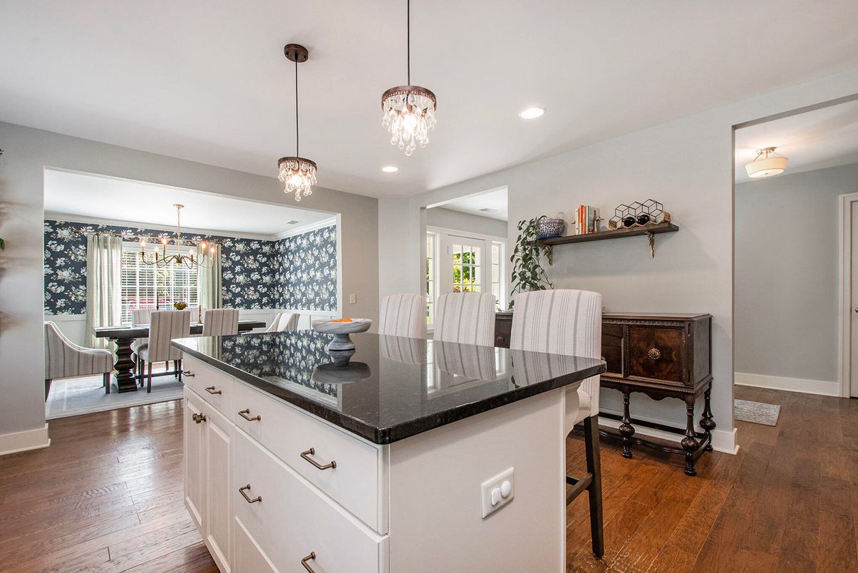 Chandelier, Dining room, Interior, Pendant Lights, Recessed Lighting, Wood Texture Flooring