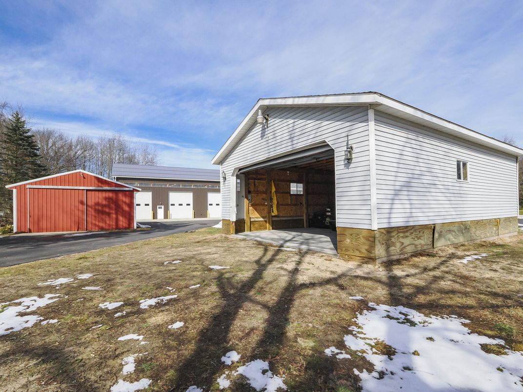 Backyard, Detached Garage, Exterior