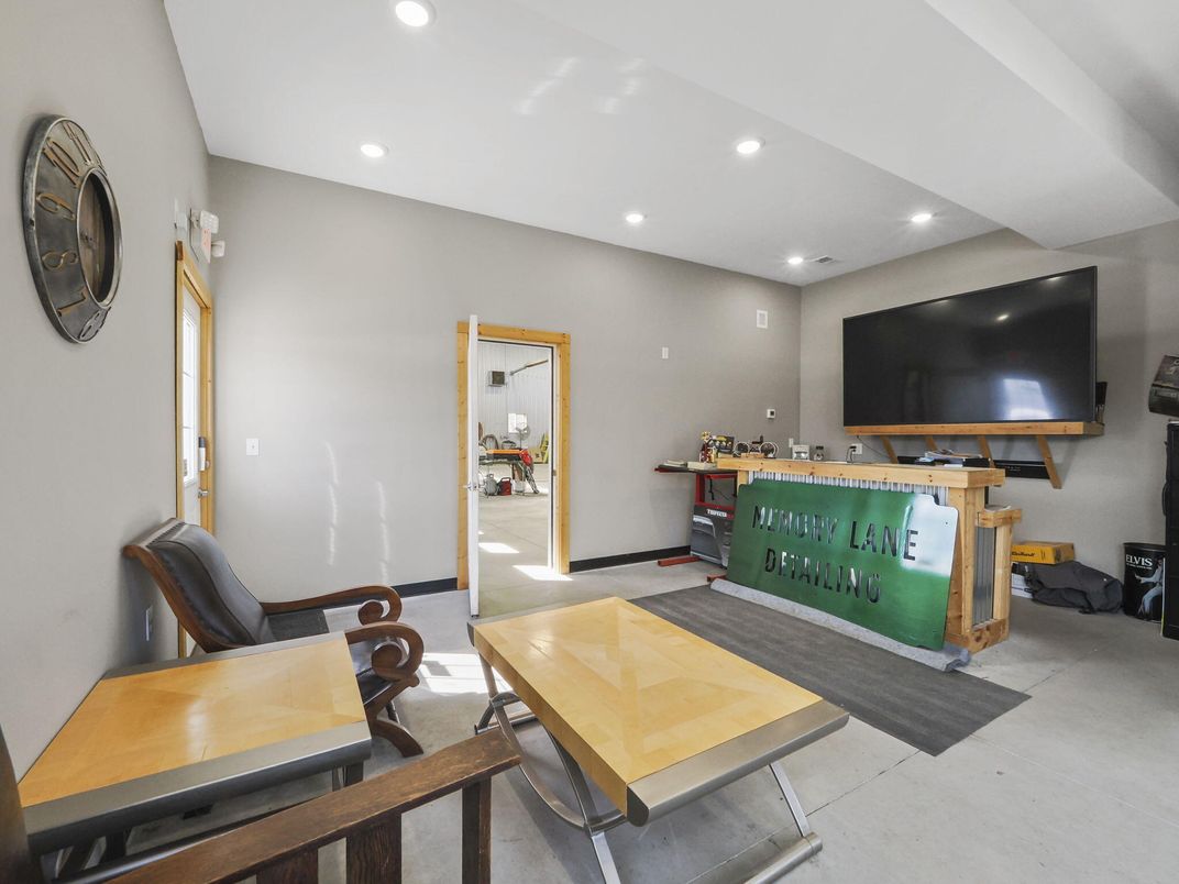 DE Listing image placeholder