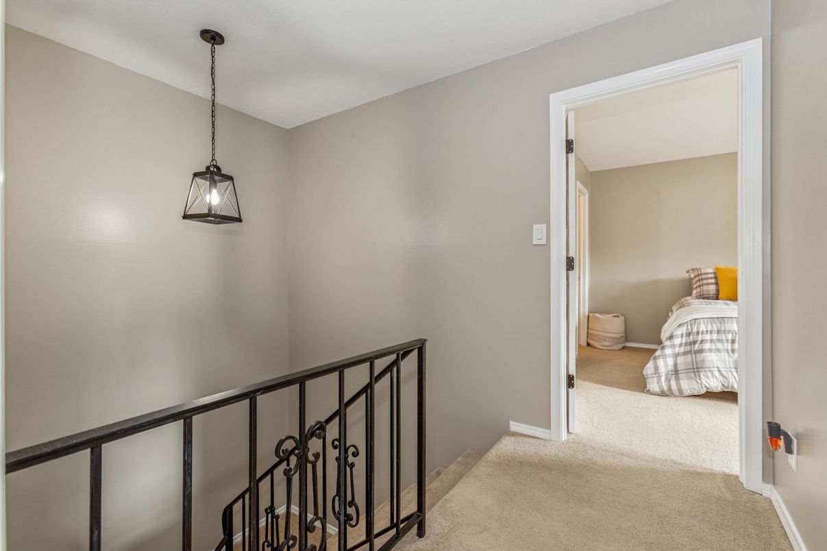 Bedroom, Interior, Pendant Lights