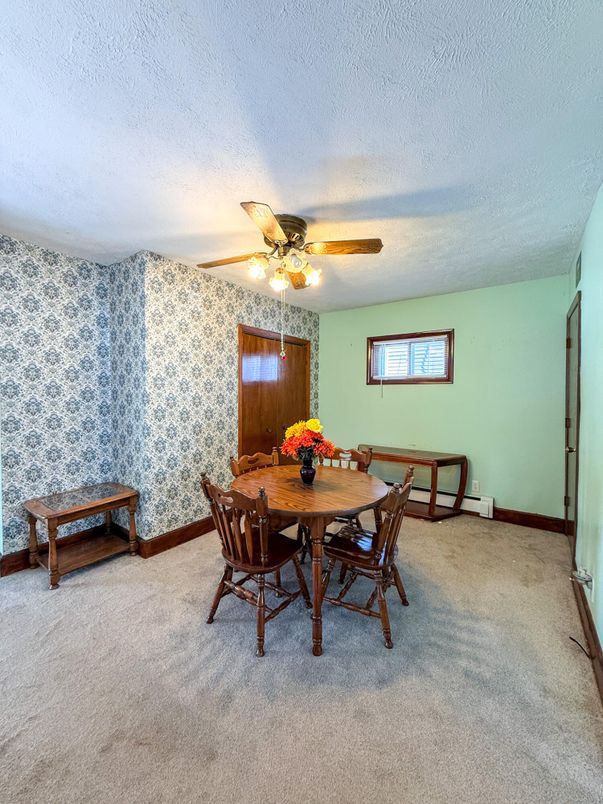 Dining room, Interior
