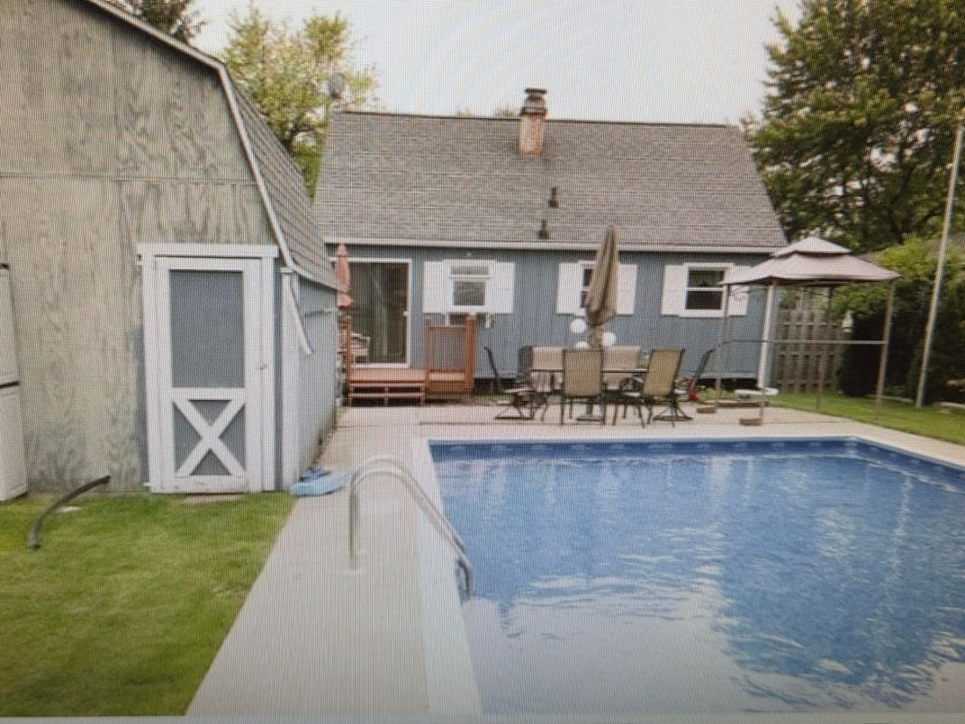 Exterior, Pool