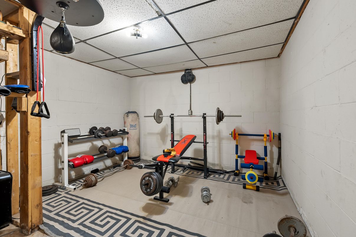 Fitness Equipment, Interior