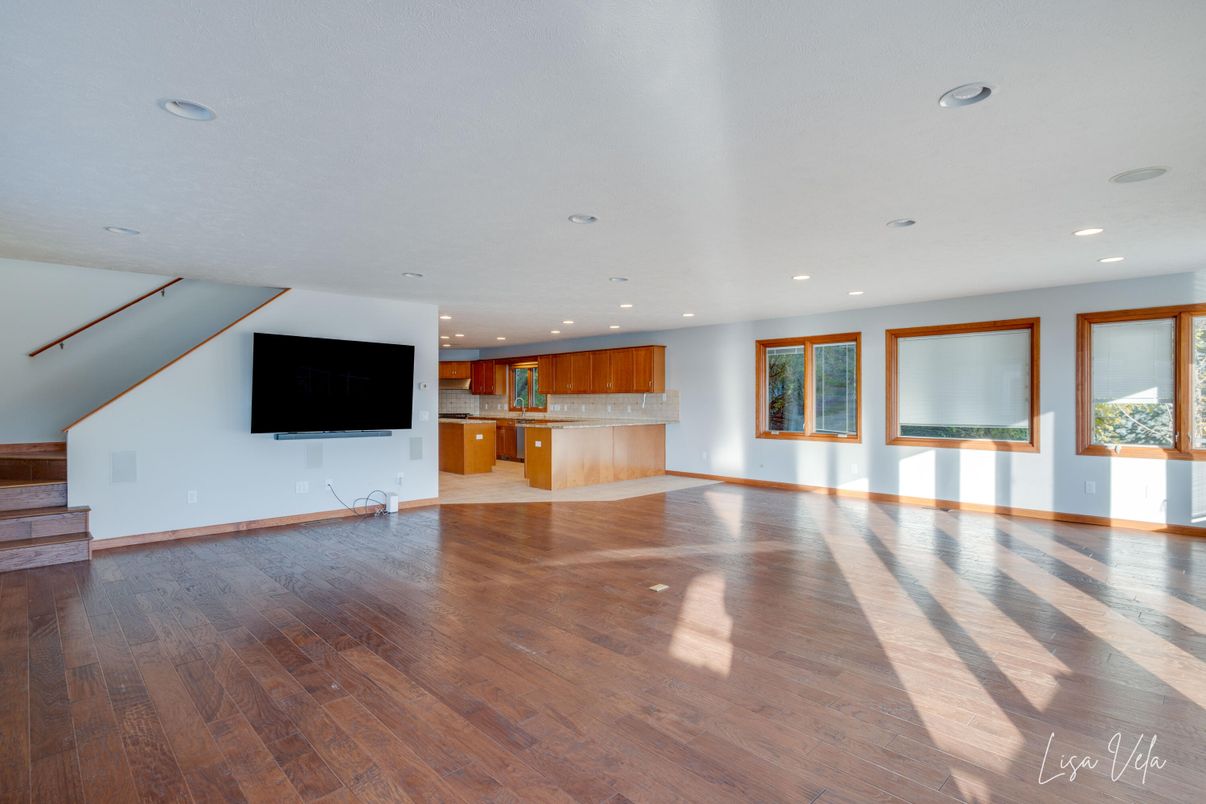 Empty room, Interior, Kitchen, Recessed Lighting, Wood Texture Flooring