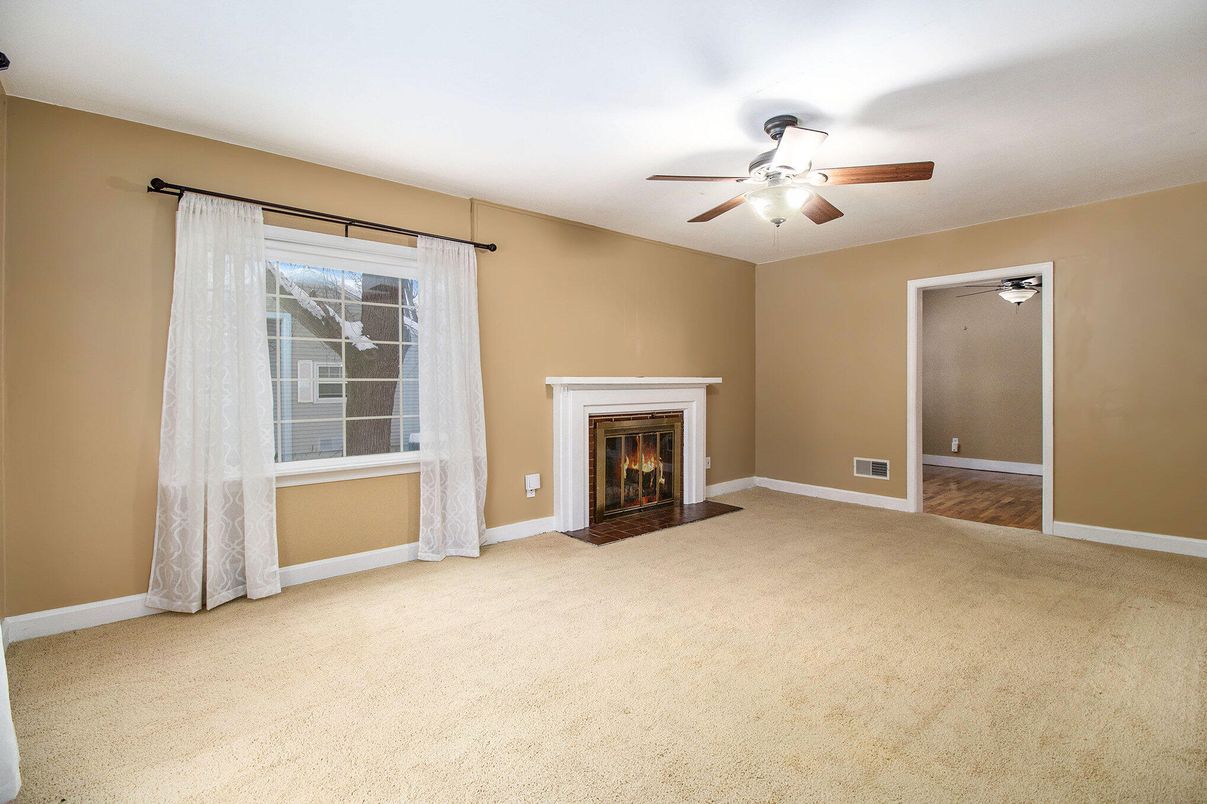 Empty room, Fireplace, Interior