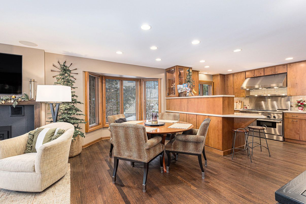 Dining room, Interior, Kitchen, Recessed Lighting, Stainless Steel Appliances, Wood Texture Flooring