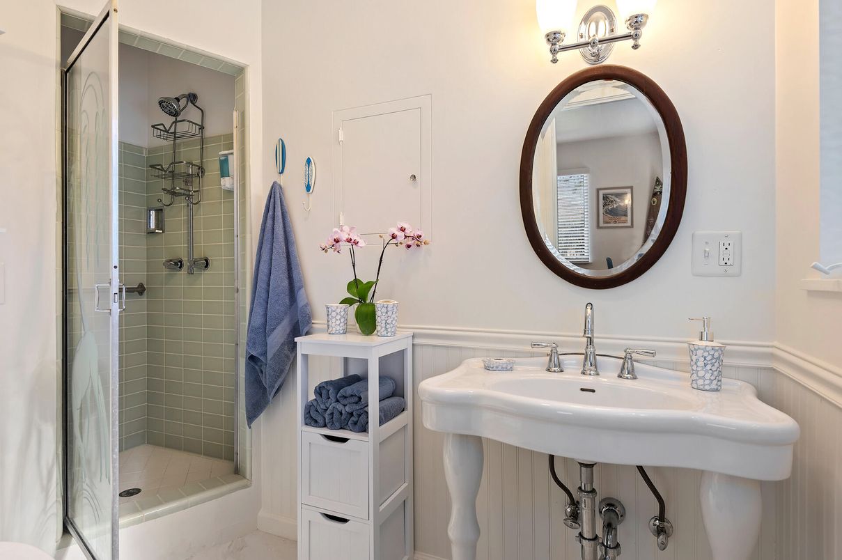 Bathroom, Glass Shower, Interior