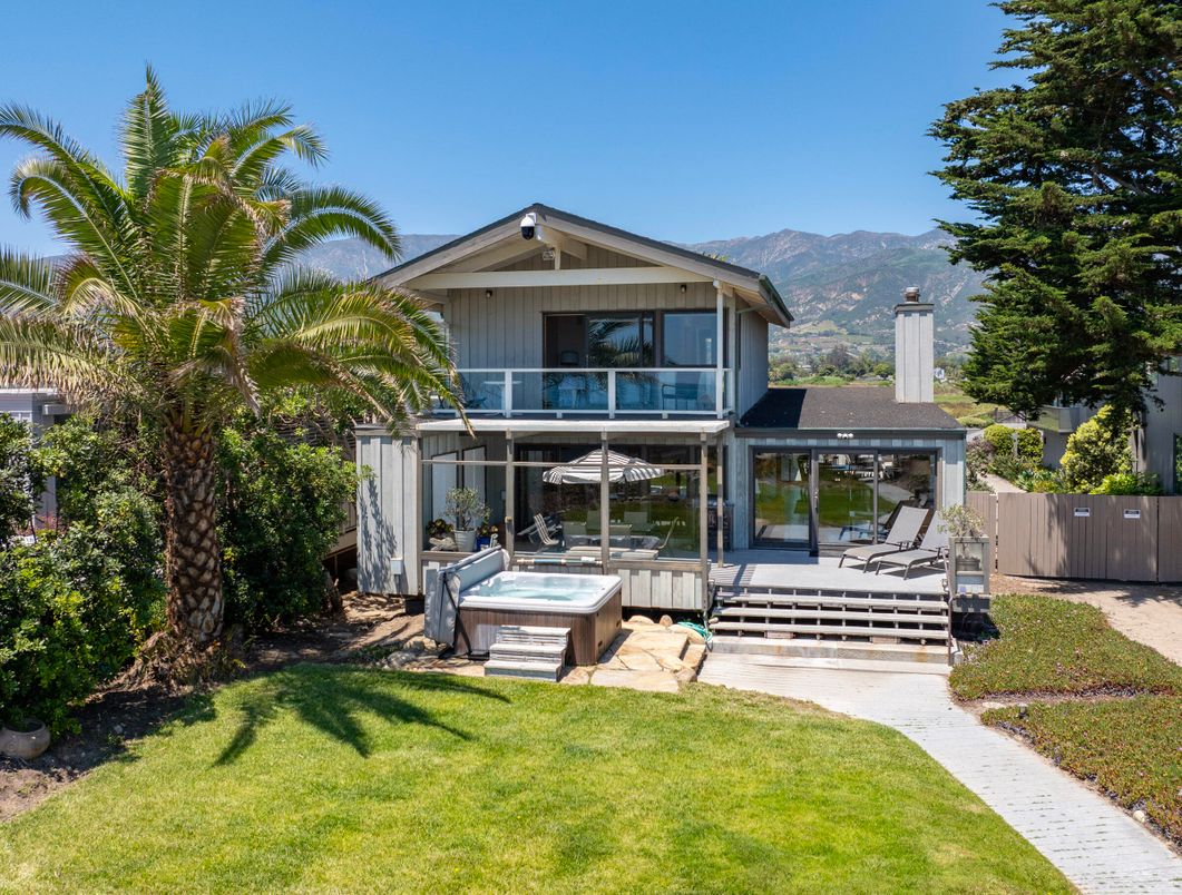 Backyard, Exterior, Hot Tub