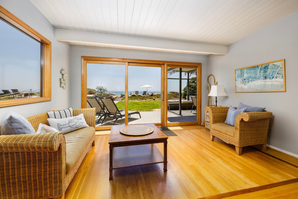 Interior, Living room, Water, Wood Texture Flooring