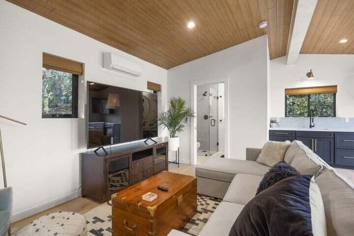 Interior, Kitchen, Living room, Recessed Lighting, Wooden Ceilings