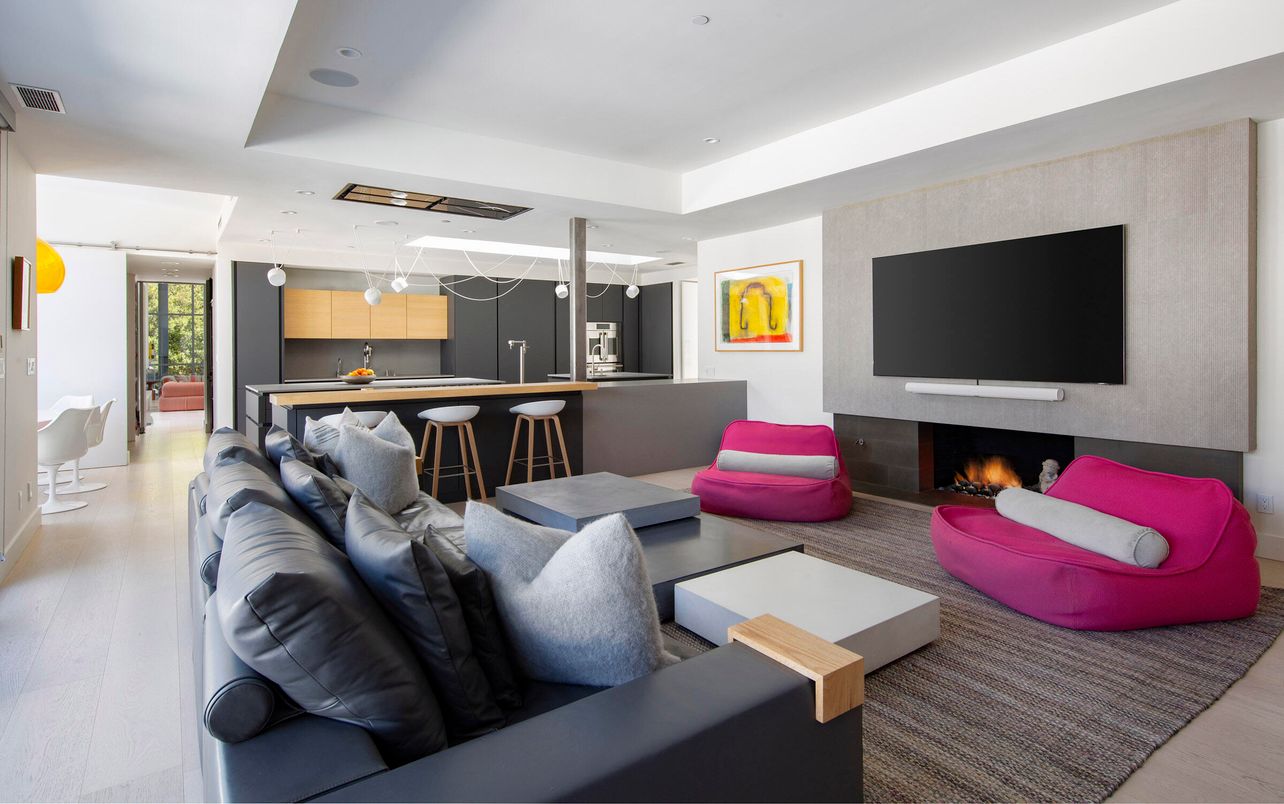 Fireplace, Interior, Living room, Marble Walls, Pendant Lights, Recessed Lighting