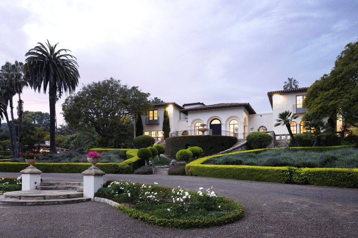 Backyard, Exterior, Facade, Mediterranean