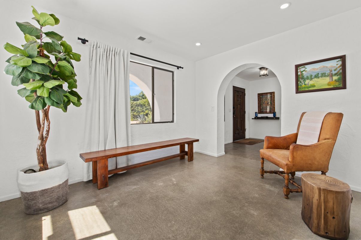 Interior, Recessed Lighting