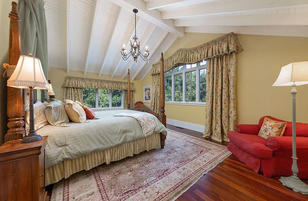 Bedroom, Chandelier, Interior, Wood Texture Flooring