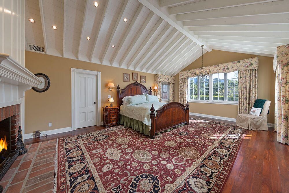 Bedroom, Fireplace, Interior, Recessed Lighting, Wood Texture Flooring