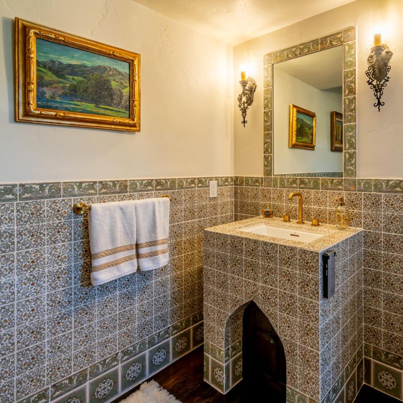 Bathroom, Interior, Wood Texture Flooring