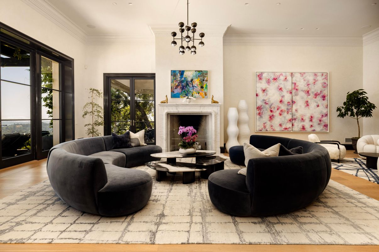 Fireplace, Interior, Living room, Pendant Lights, Recessed Lighting, Wood Texture Flooring