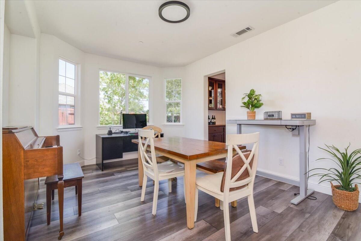 Home Office, Interior, Piano, Wood Texture Flooring