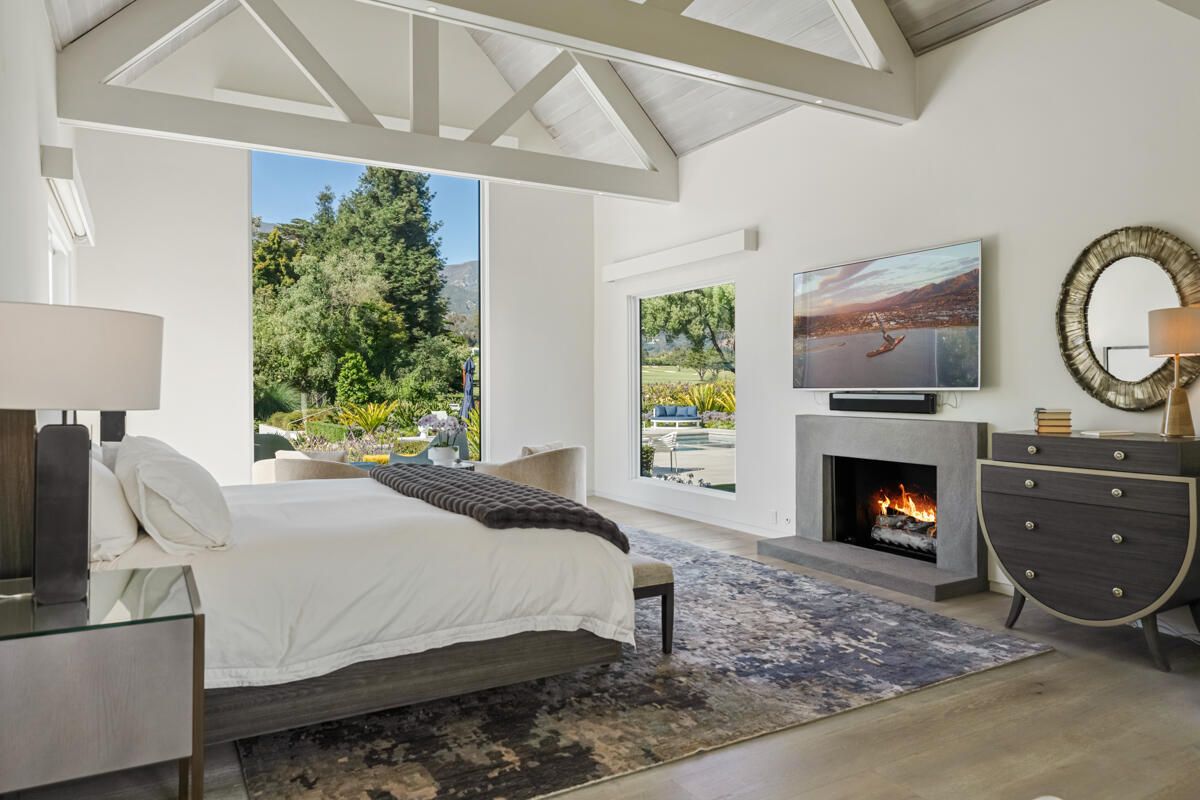 Bedroom, Fireplace, Interior, Wood Texture Flooring