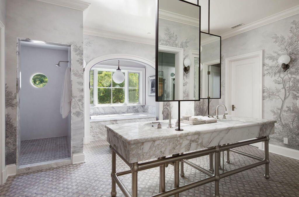Bathroom, Dual Sink Vanities, Interior, Pendant Lights