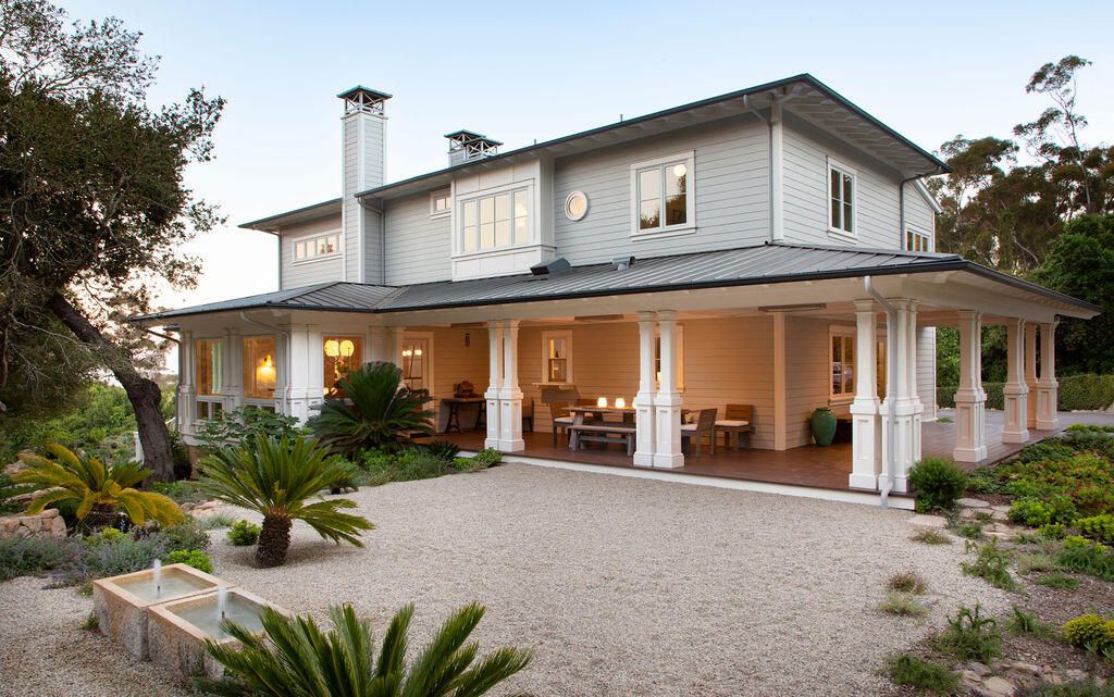 Exterior, Facade, Farmhouse