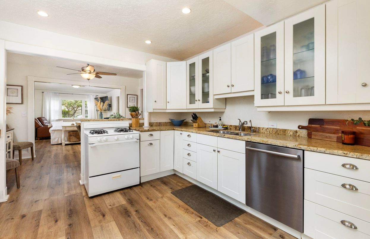 Interior, Kitchen, Recessed Lighting, Wood Texture Flooring