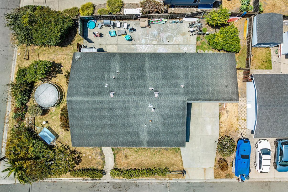 Exterior, Drone