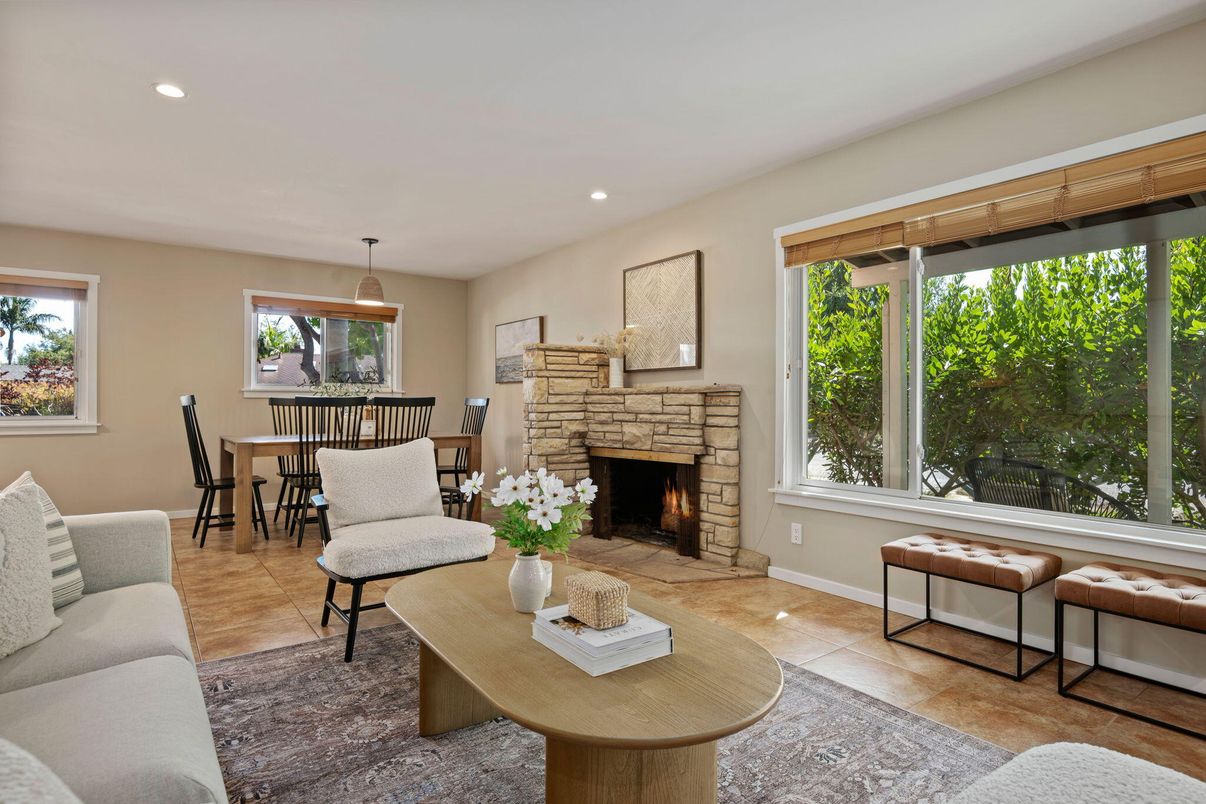 Dining room, Fireplace, Interior, Living room, Pendant Lights, Recessed Lighting