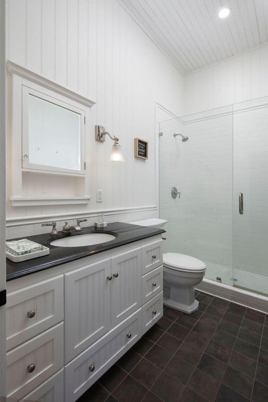 Bathroom, Glass Shower, Interior, Pendant Lights, Recessed Lighting