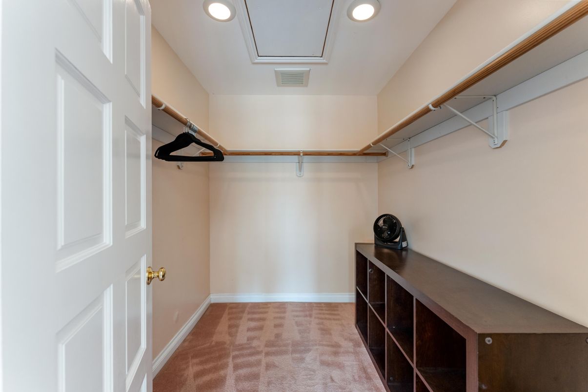 Interior, Recessed Lighting, Walk-in Closets
