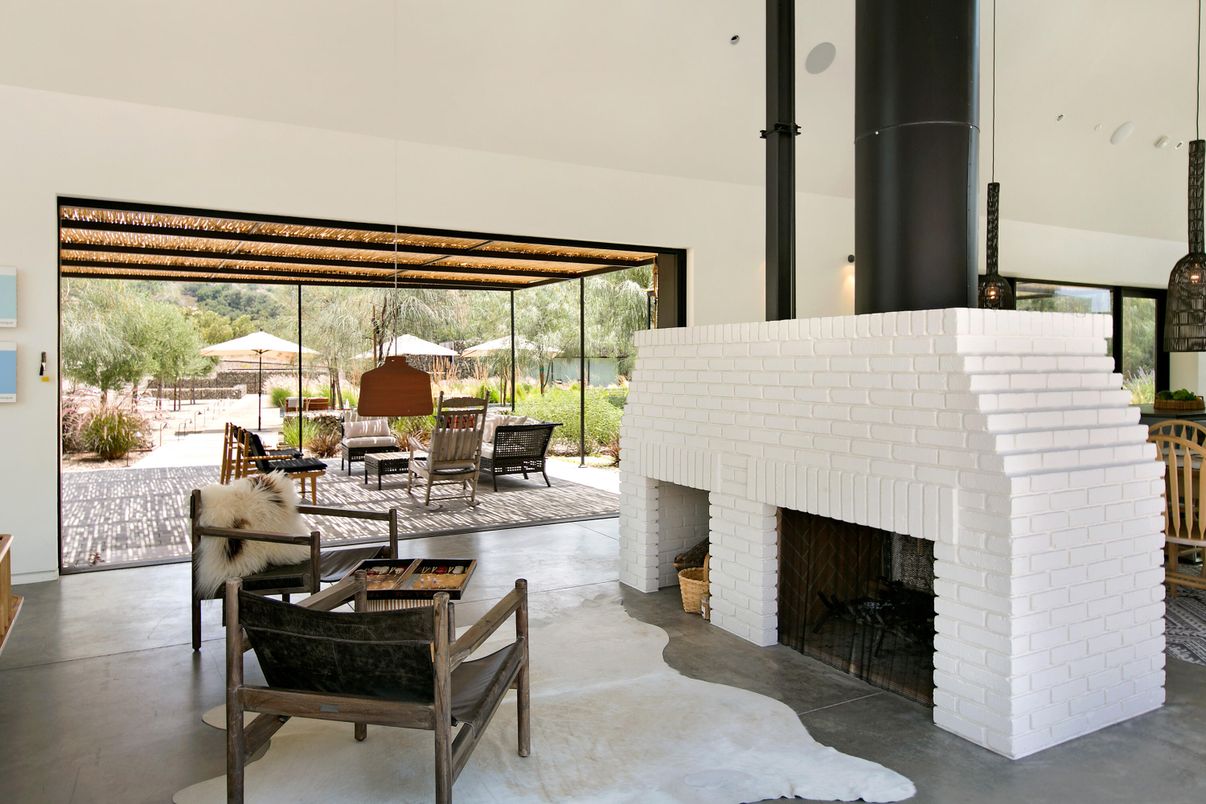 Fireplace, Interior, Living room