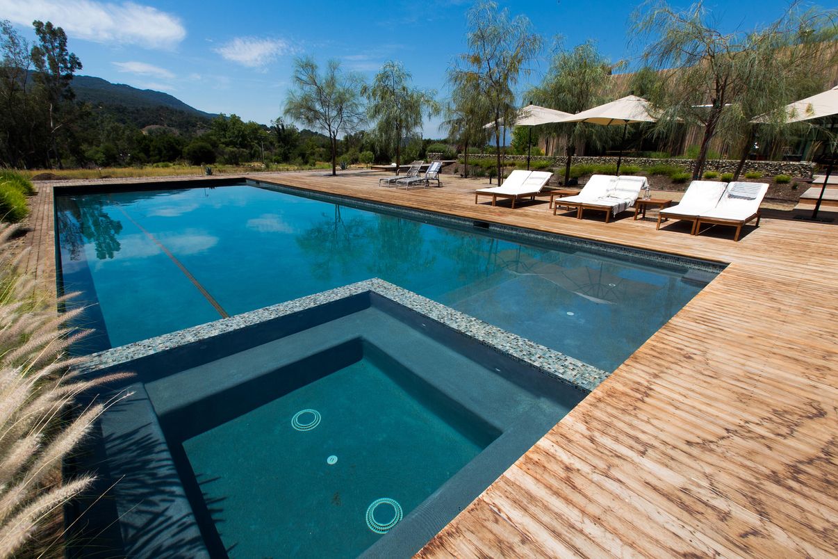 Exterior, Pool