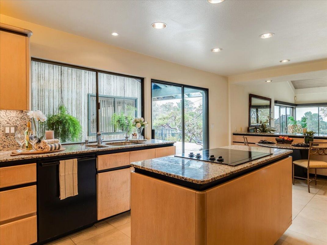 Interior, Kitchen, Recessed Lighting