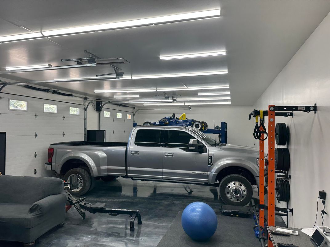 Garage, Interior