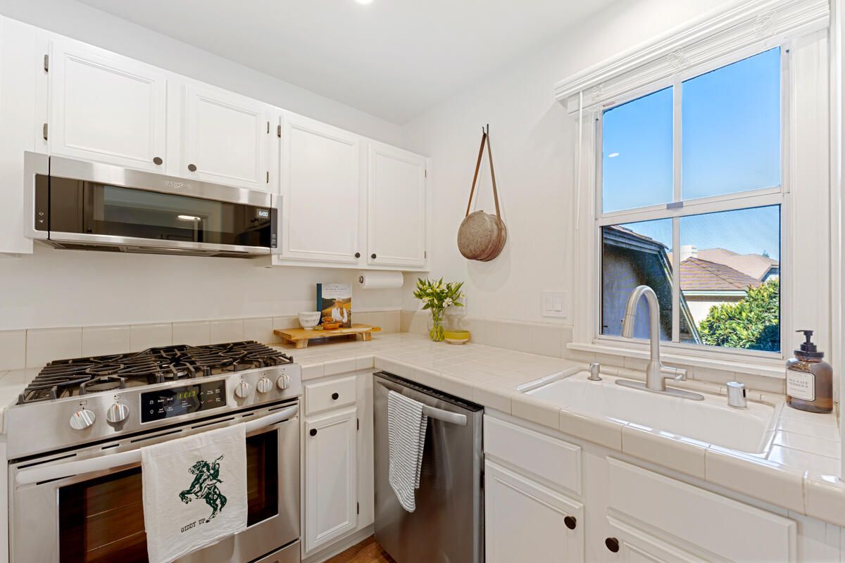 Interior, Kitchen, Recessed Lighting, Stainless Steel Appliances, Tile Countertops