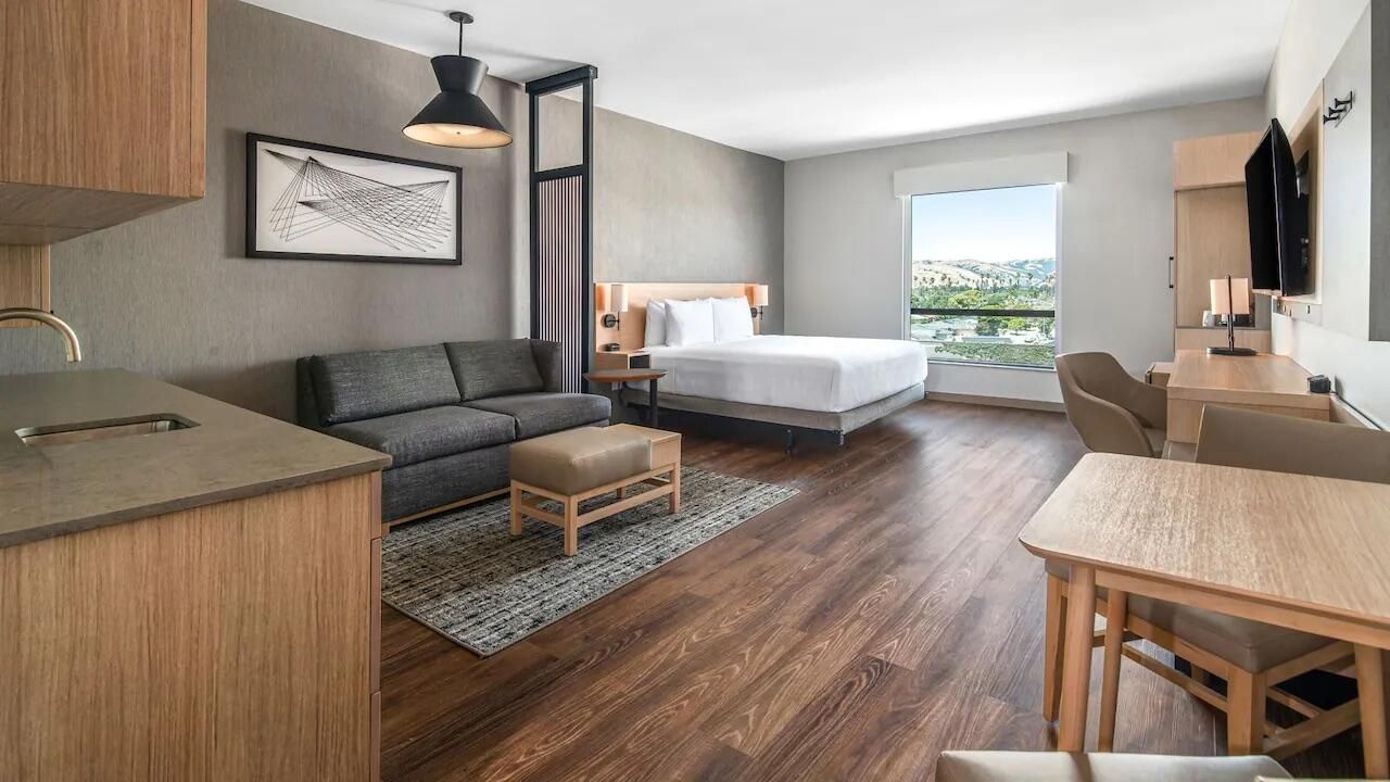 Bedroom, Interior, Pendant Lights, Wood Texture Flooring