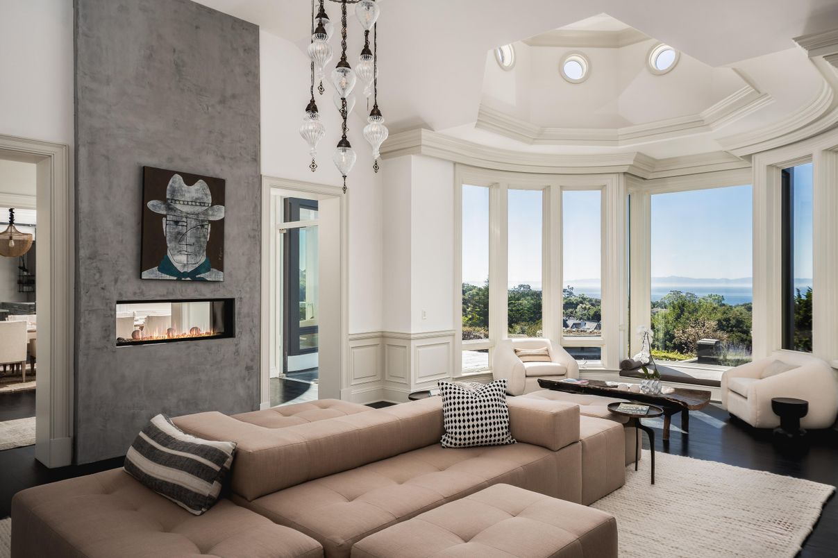 Fireplace, Interior, Living room, Pendant Lights, Recessed Lighting, Water